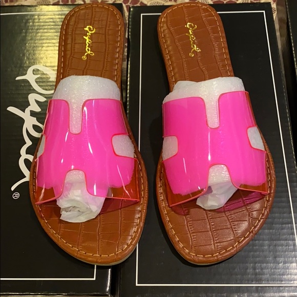 NEW Athena NEON Fuchsia PVC sandal - Picture 3 of 11